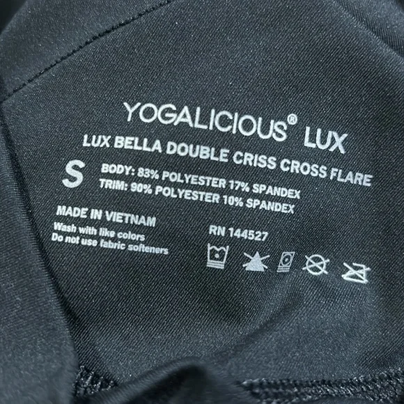 NWT Yogalicious Lux Bella Double Cris Cross Flare Black Small - Picture 6 of 7
